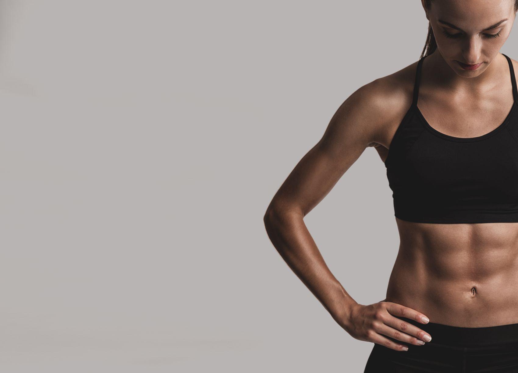 Start Carving Out Your Fall Abs with this 5 Move Ab Workout Routine